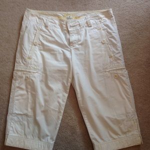 White AEO cargo capris